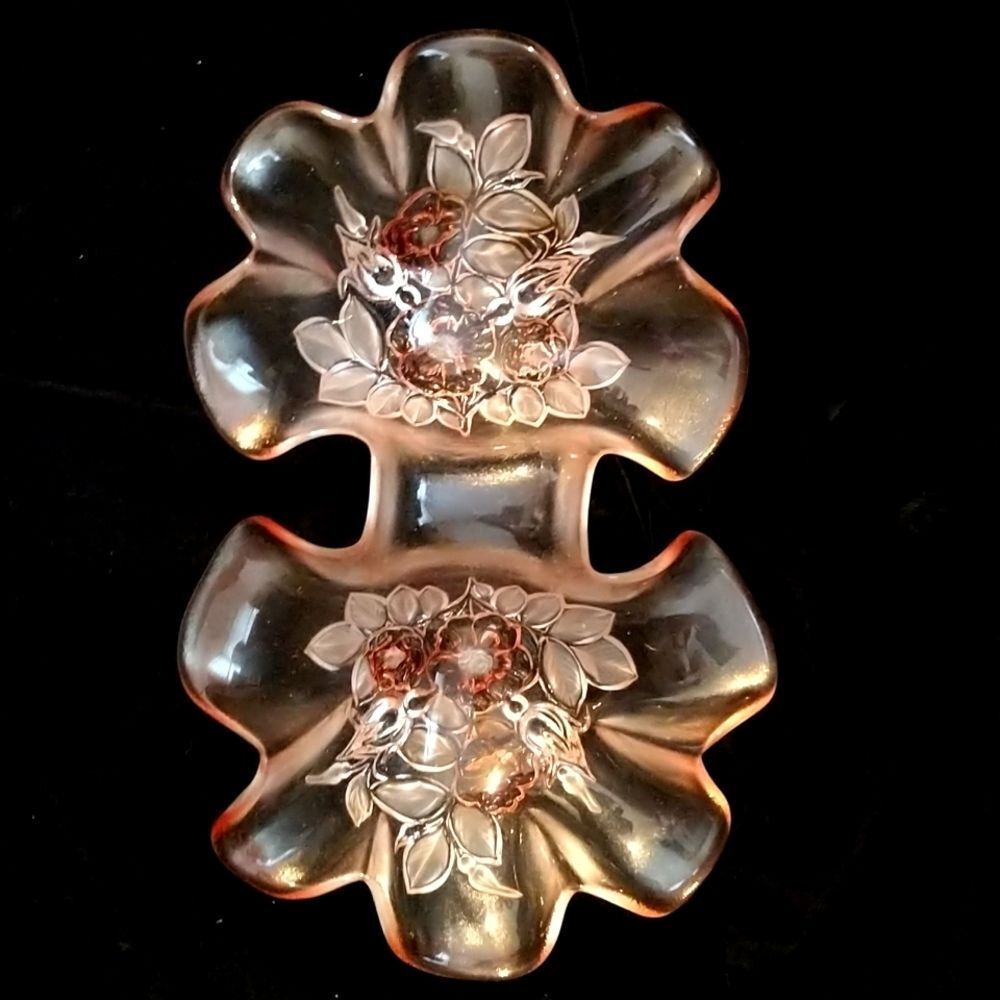 Twin Rosetta Bowls